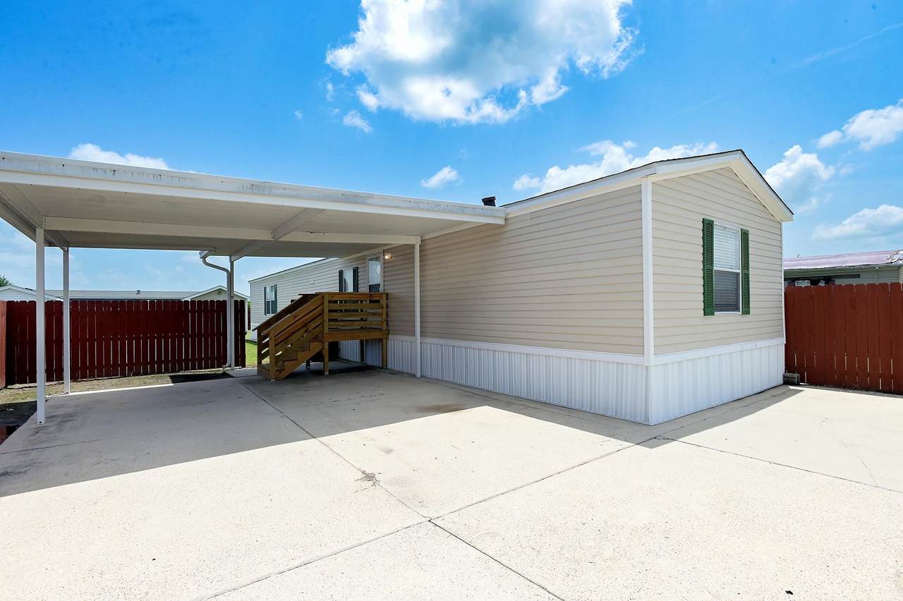 3240 Bayou Blue Rd - Photo 1