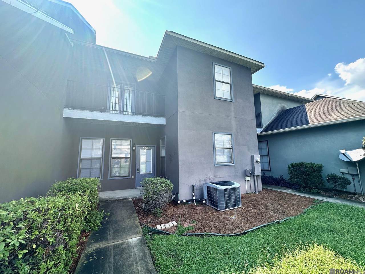 8429 Florida Blvd - Photo 1
