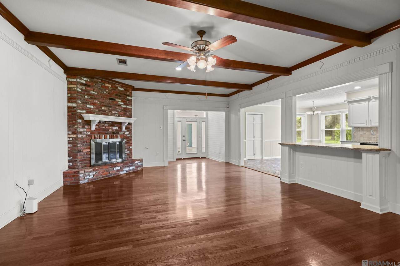 https://bt-photos.global.ssl.fastly.net/batonrouge/1280_boomver_2_2025015707-2.jpg
