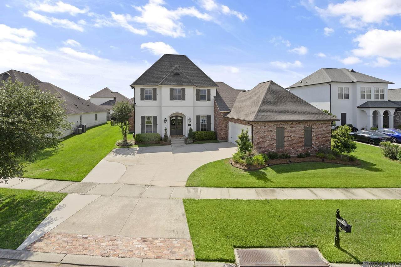 3730 Club View Ct - Photo 1