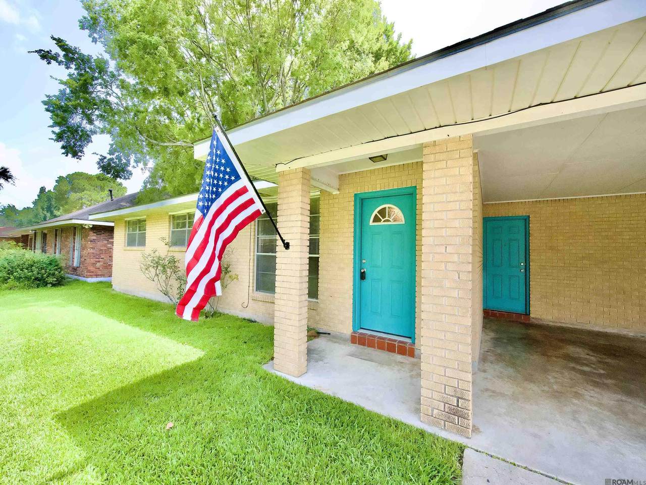 5850 Grand Dr - Photo 1