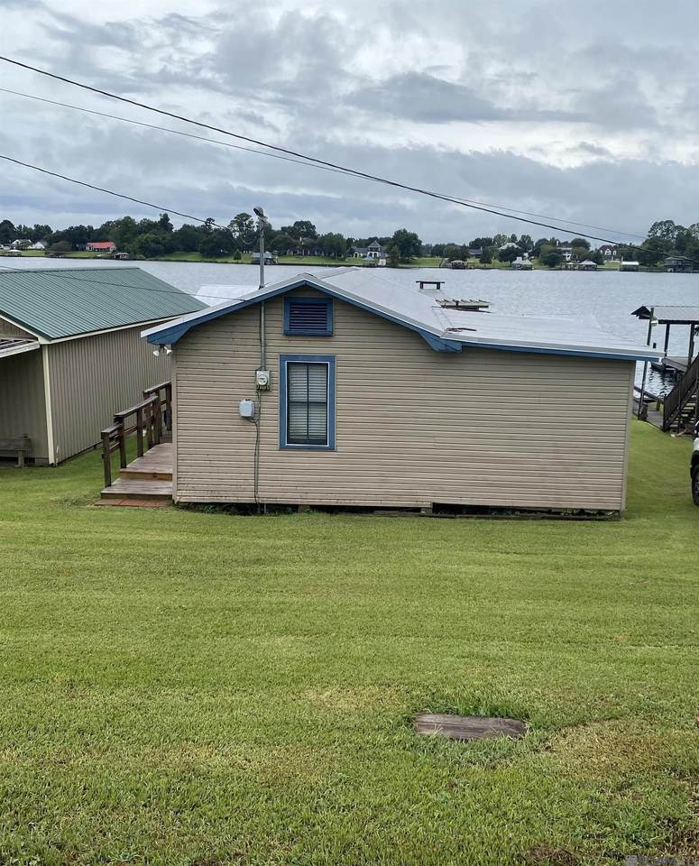 7095 Island Rd - Photo 1