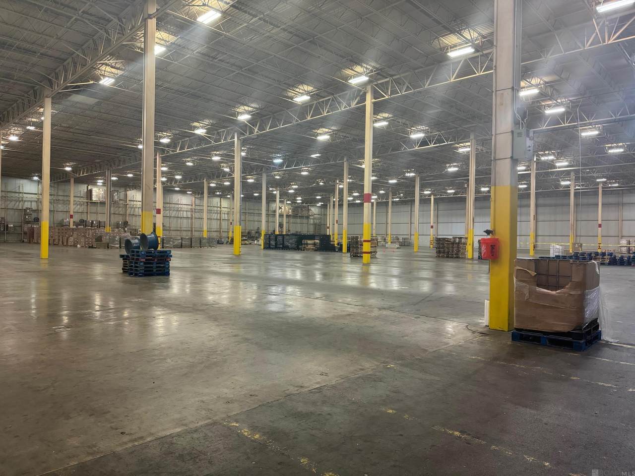 11077 Highway 190 - Photo 1