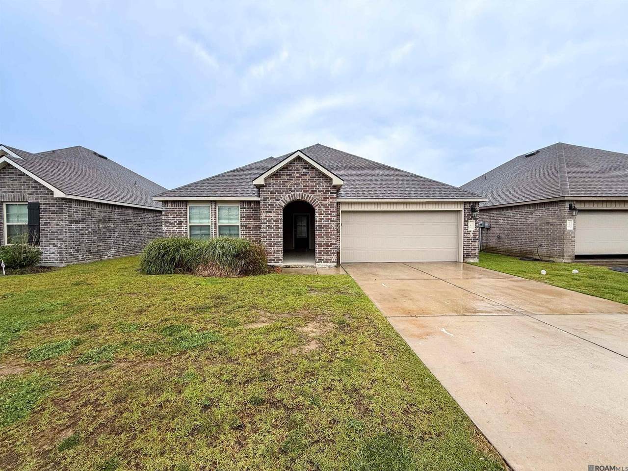 109 Yardley Court - Photo 1