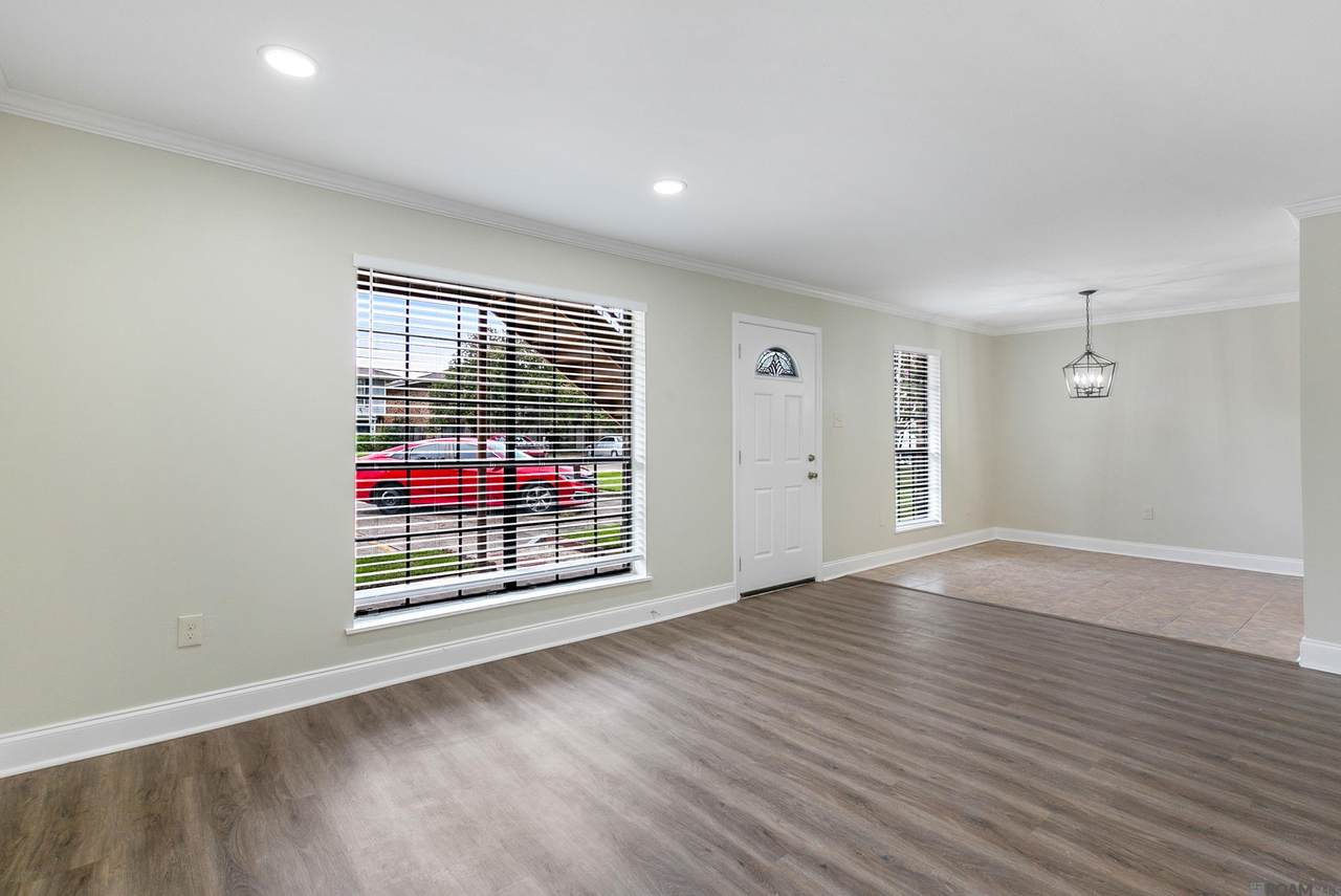 536 Flannery Rd - Photo 1