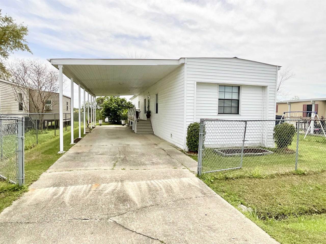 120 Mobile Estates Drive - Photo 1