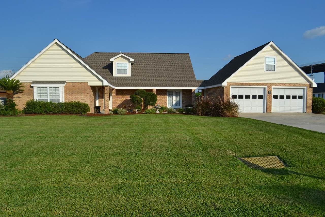 304 Gemini Street - Photo 1