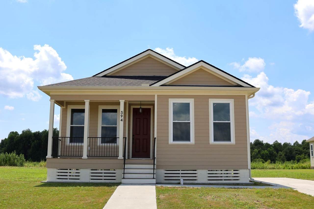 594 Jean Charles Boulevard - Photo 1