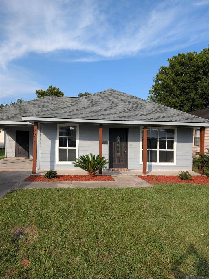23927 Jackson St - Photo 1