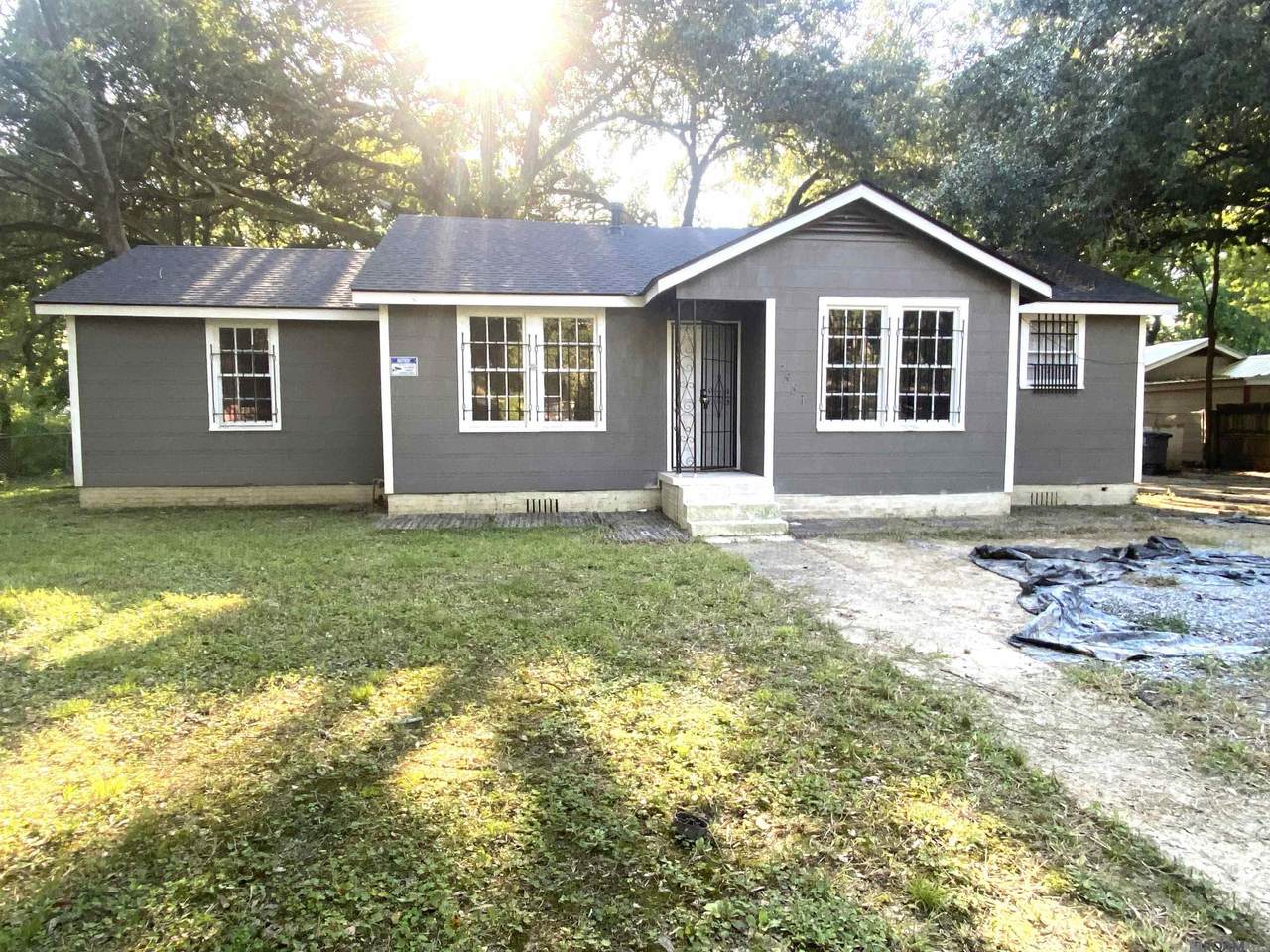 4887 Enterprise St - Photo 1