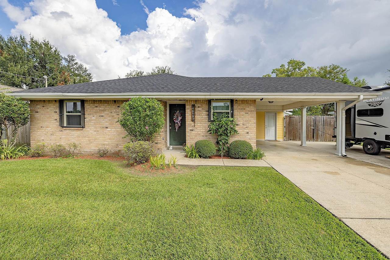 1313 Lee Dr - Photo 1