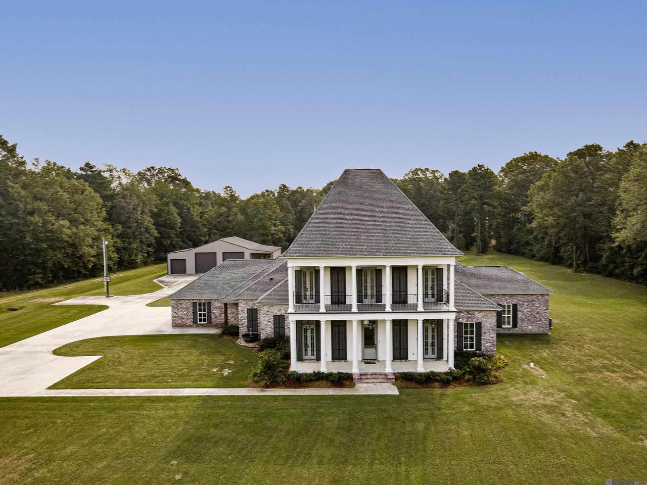 16520 Hubbs Rd - Photo 1