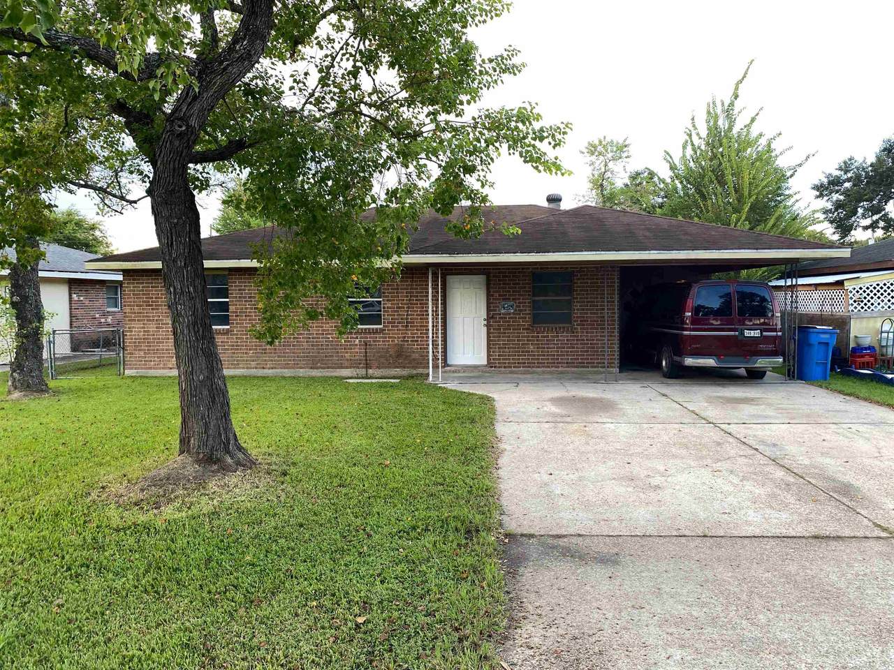 250 Verret St - Photo 1