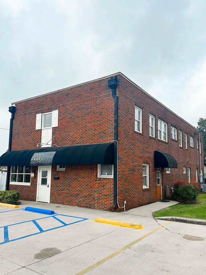 1054 Canal Blvd - Photo 1