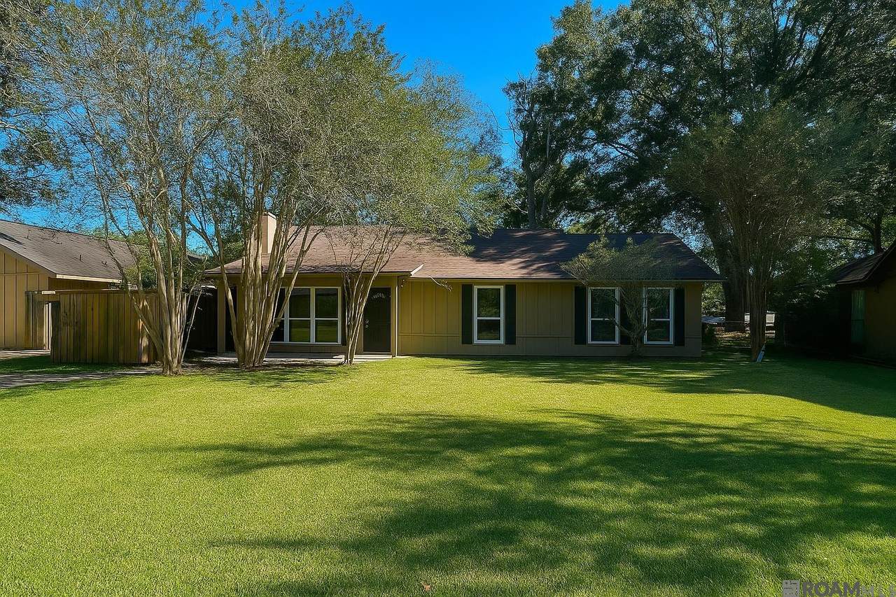 18406 Jefferson Hwy - Photo 1