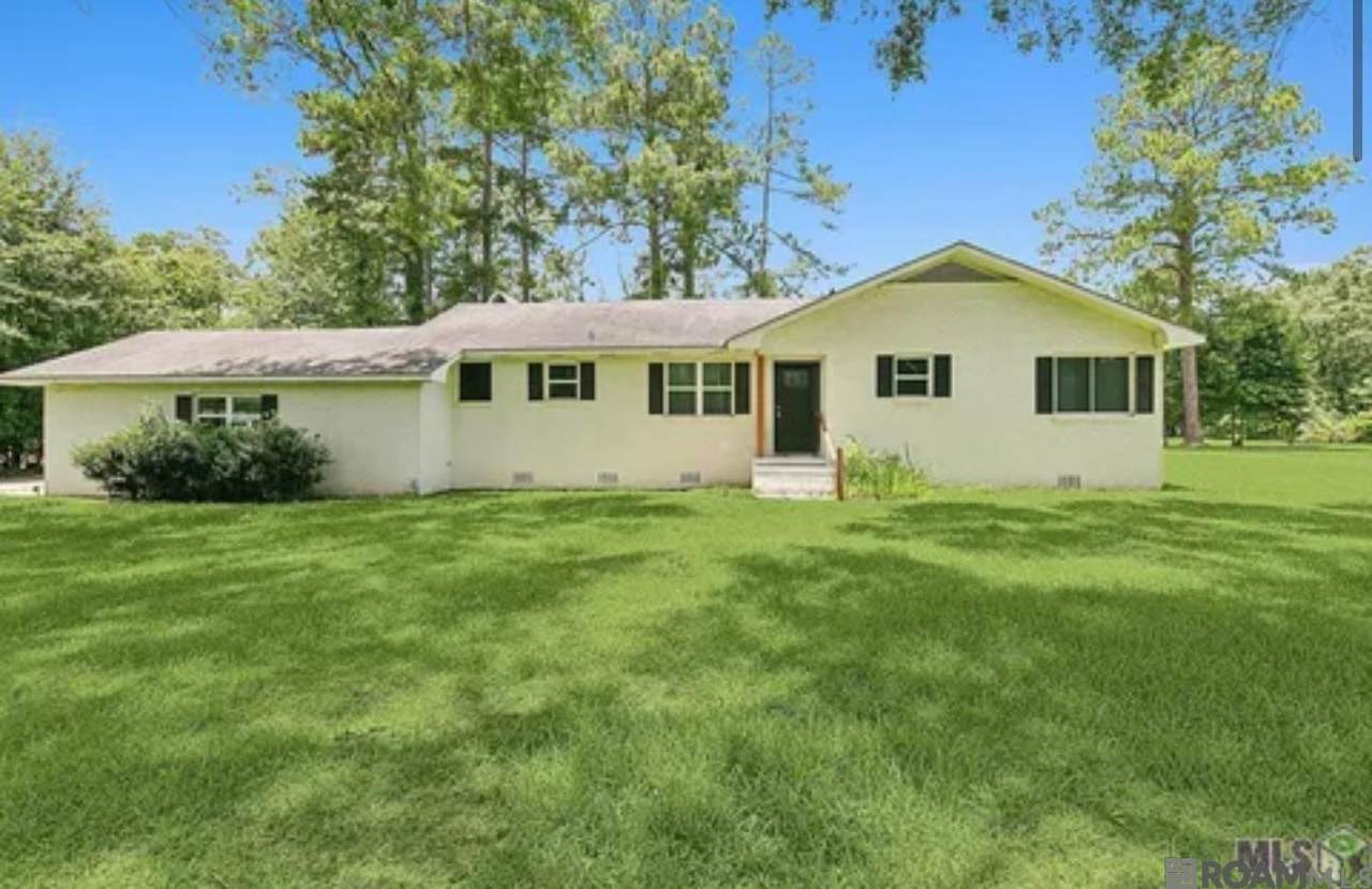 7425 Comite Dr - Photo 1