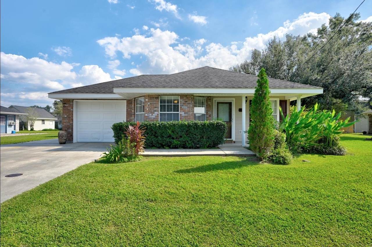 108 Deer Run Dr - Photo 1