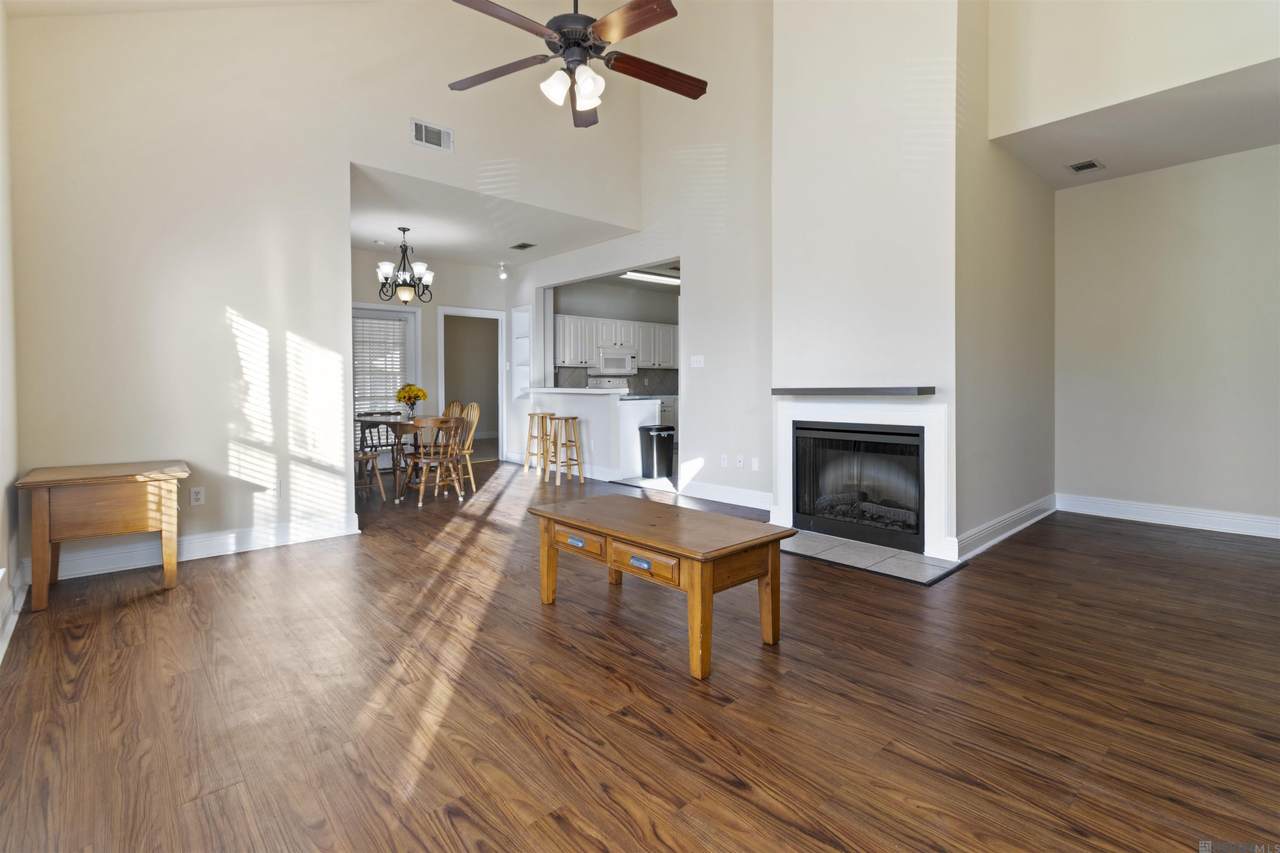 5167 Etta St - Photo 1