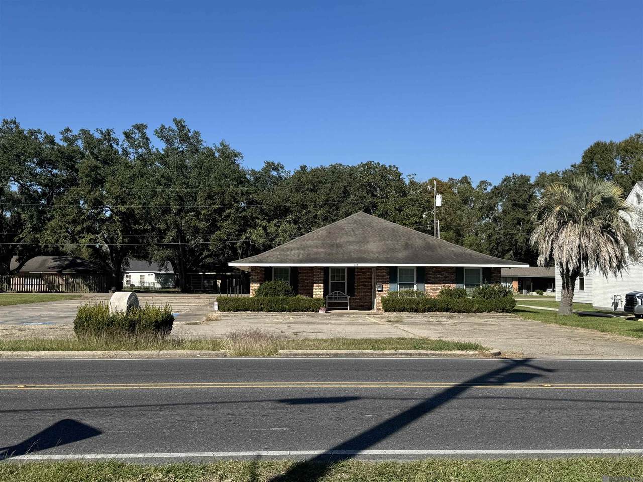 318 Cornerview St - Photo 1