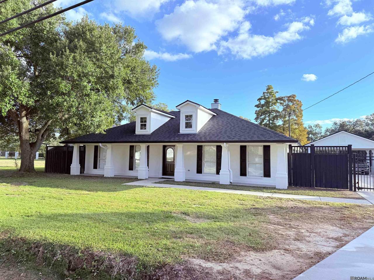 9028 Hill Dr - Photo 1