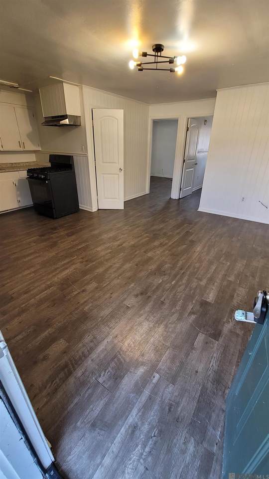 1612 Coontrap Rd - Photo 1