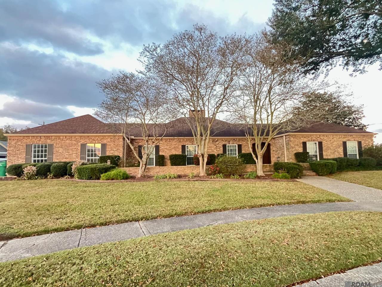 24685 Edmund Dr - Photo 1