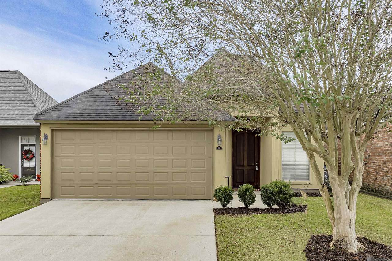 633 Fall Creek Dr - Photo 1