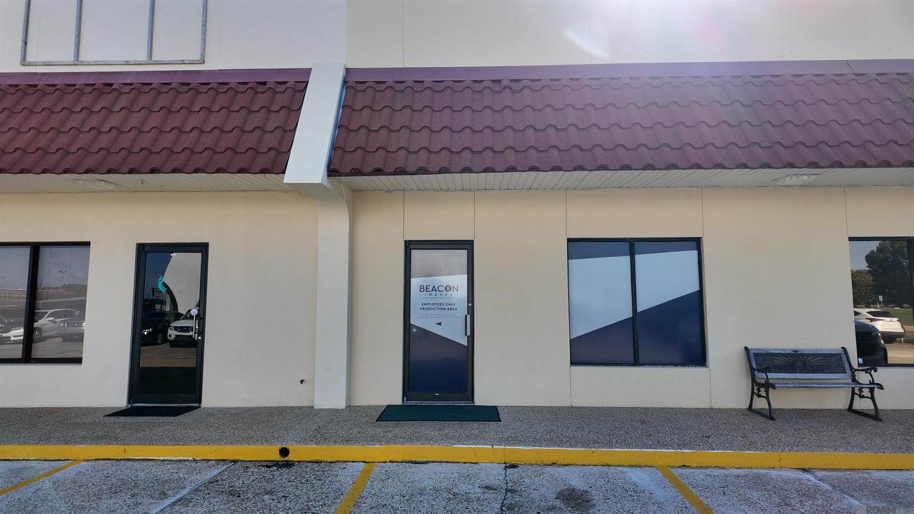 8700 Florida Blvd - Photo 1