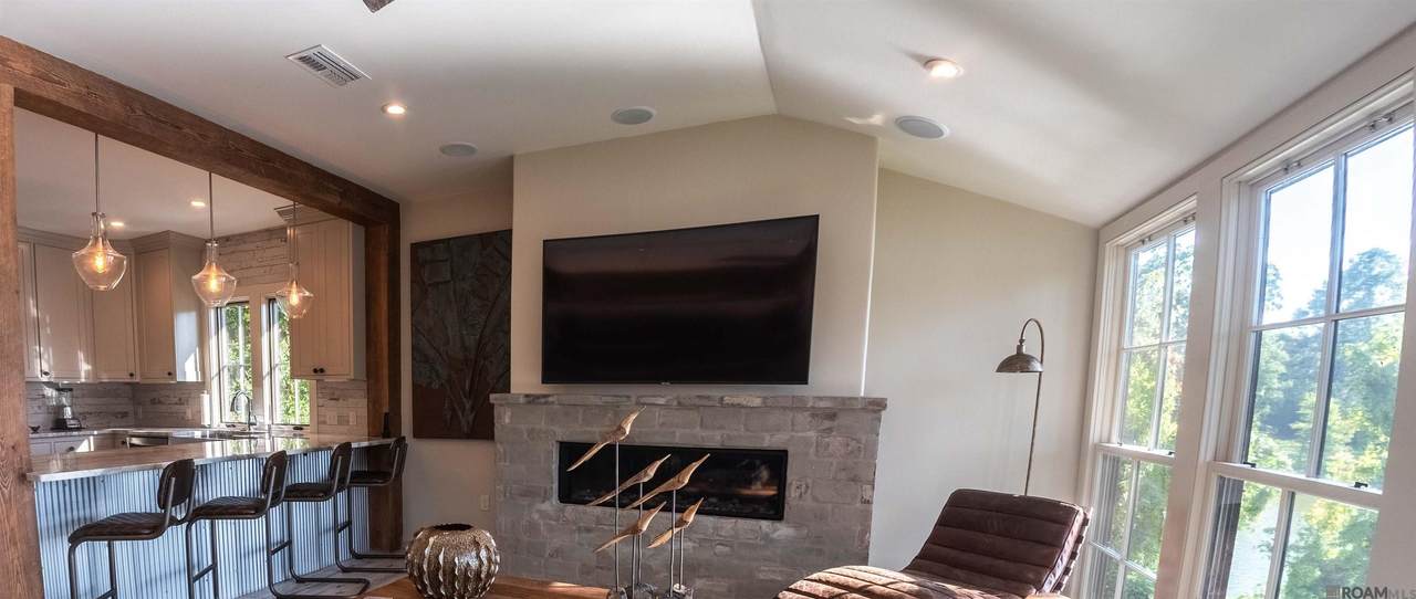 1505 Stanford Ave - Photo 1