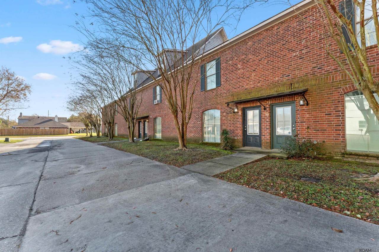 1502 Harwich Dr - Photo 1