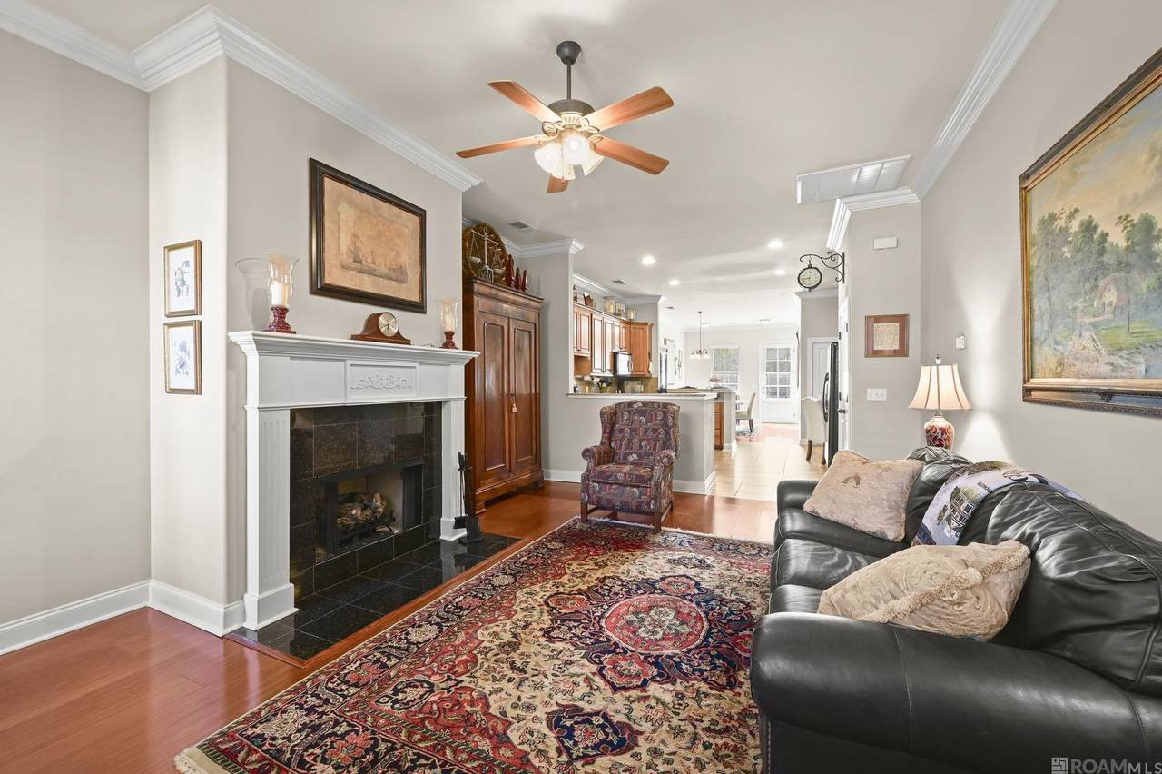 5908 Stumberg Ln - Photo 1