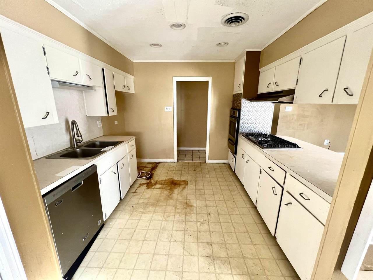https://bt-photos.global.ssl.fastly.net/batonrouge/1280_boomver_1_2026000216-2.jpg