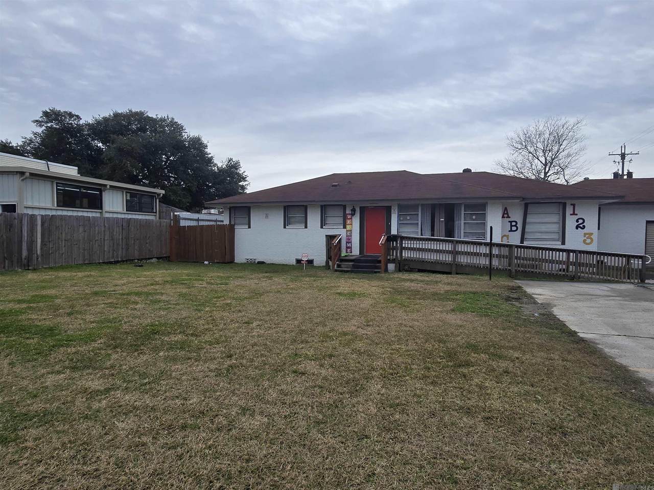 10764 Florida Blvd - Photo 1