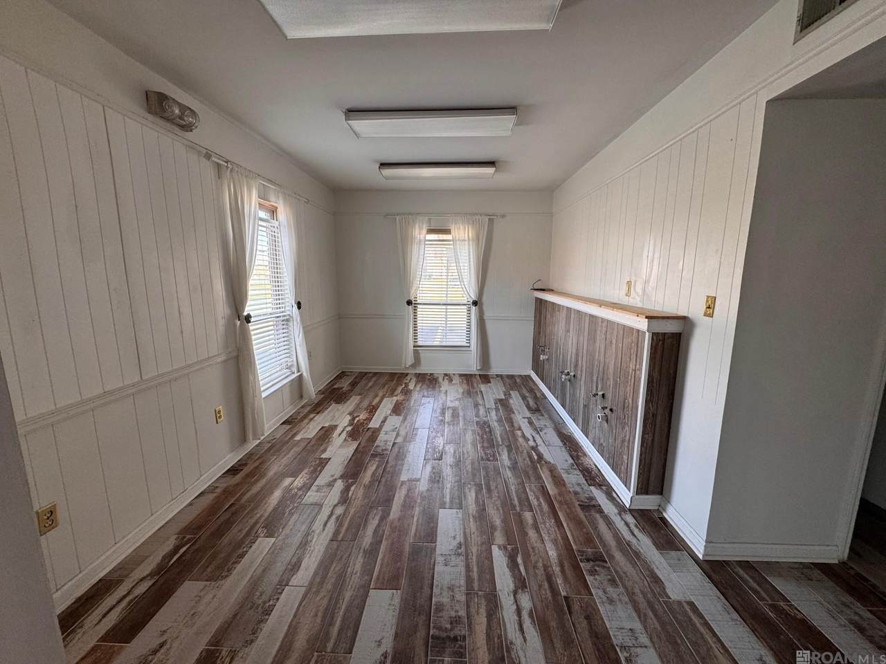 3939 Sherwood Forest Blvd - Photo 1