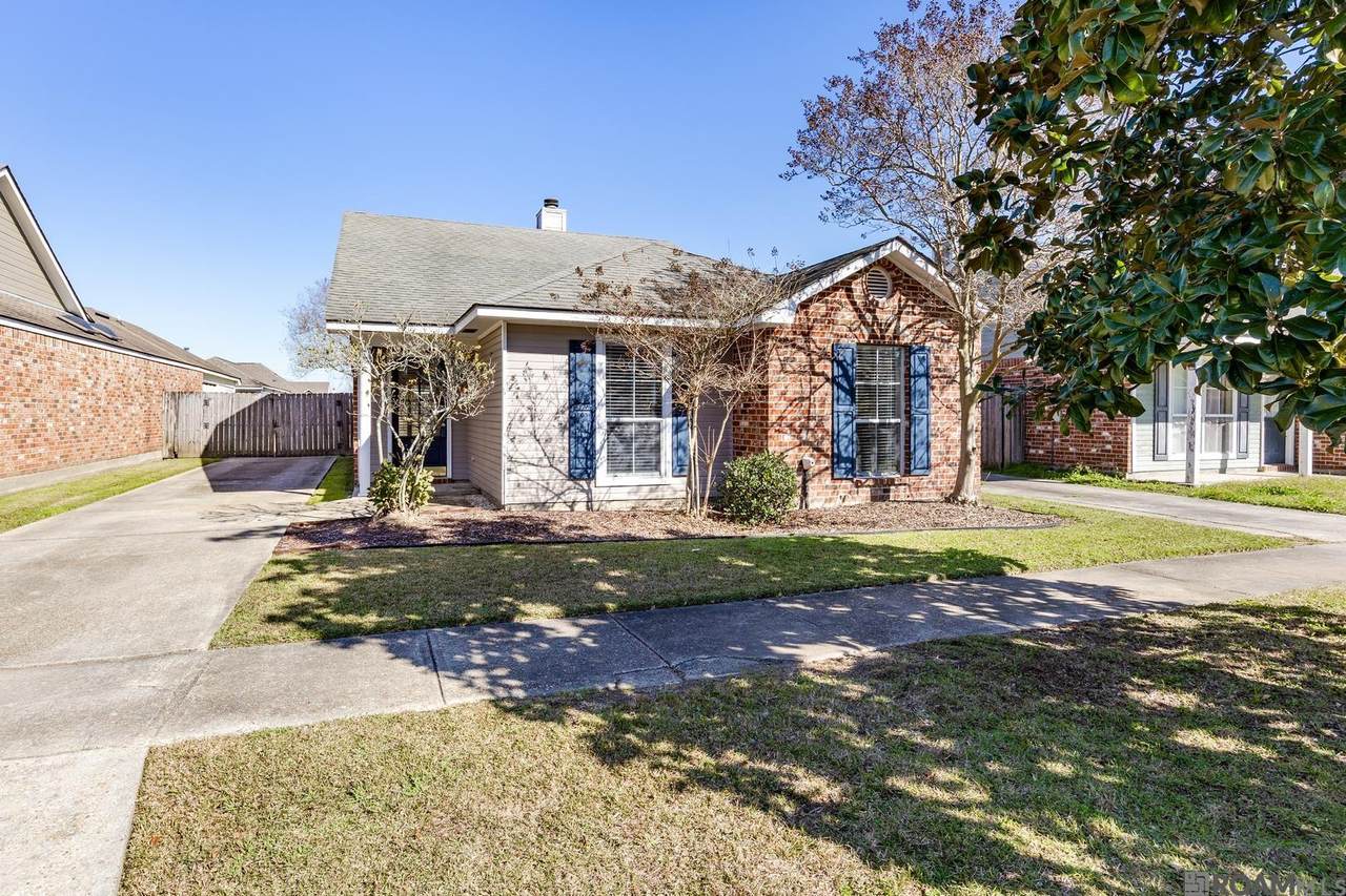 3650 Christina Ave - Photo 1