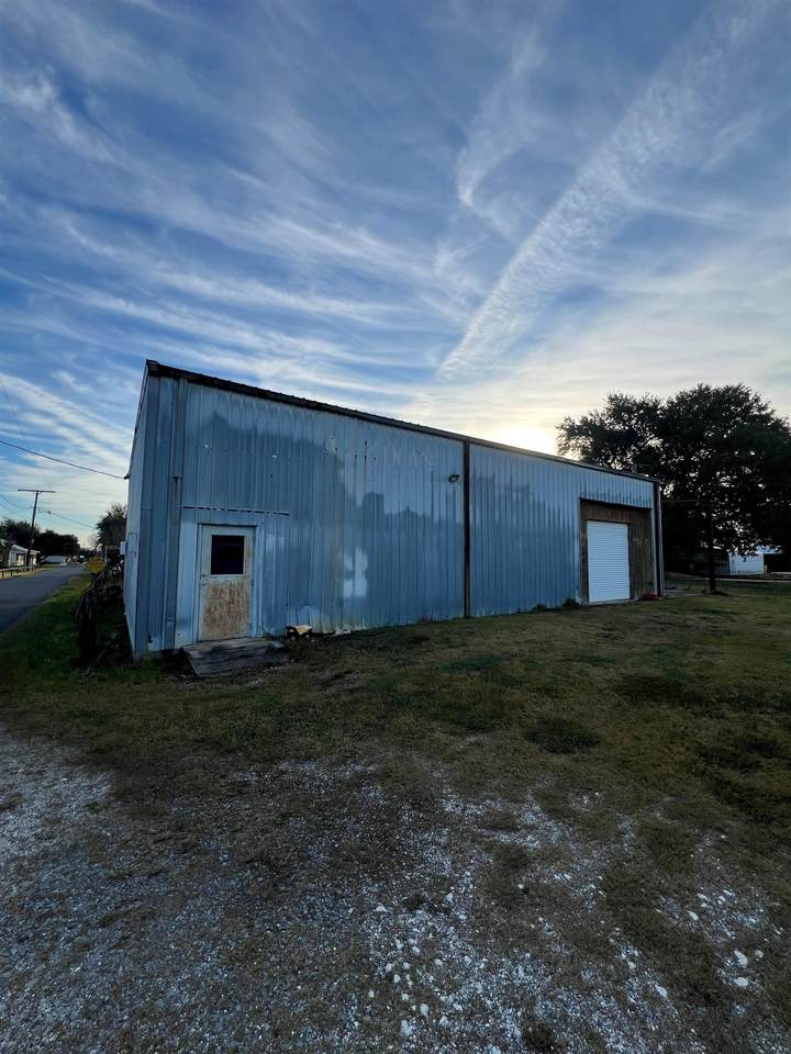 110 132nd Street - Photo 1