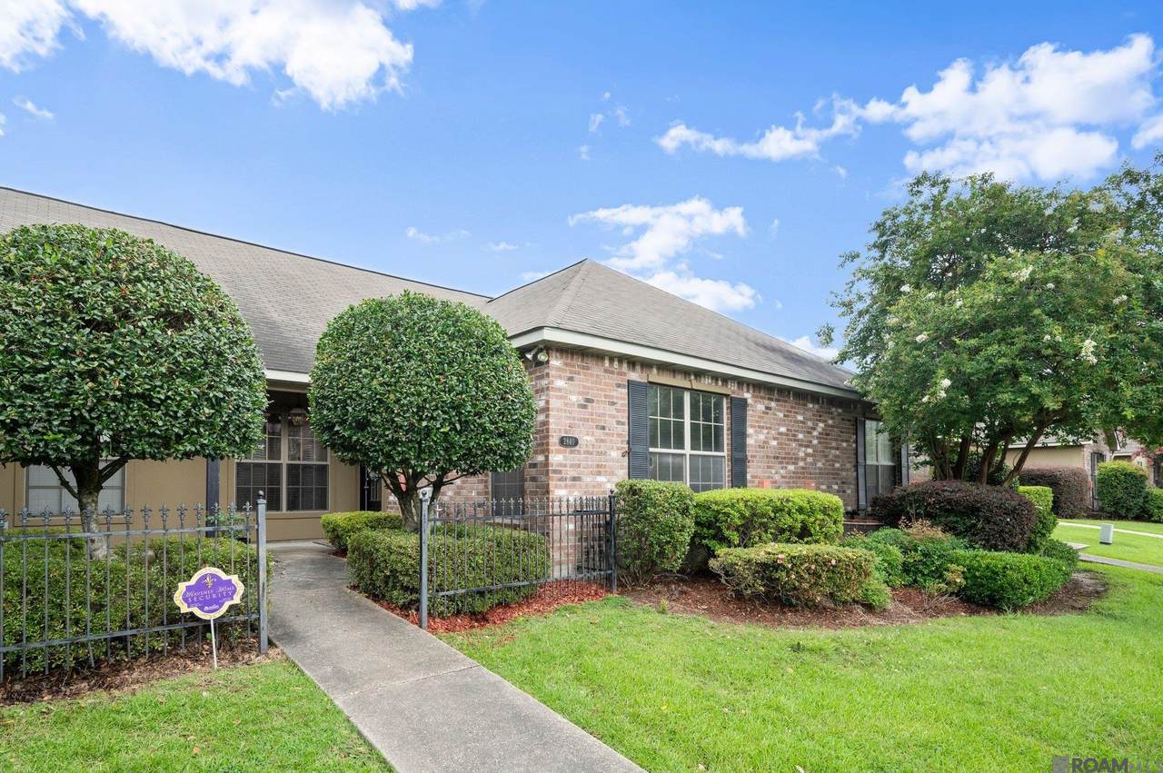2840 Magazine Dr - Photo 1