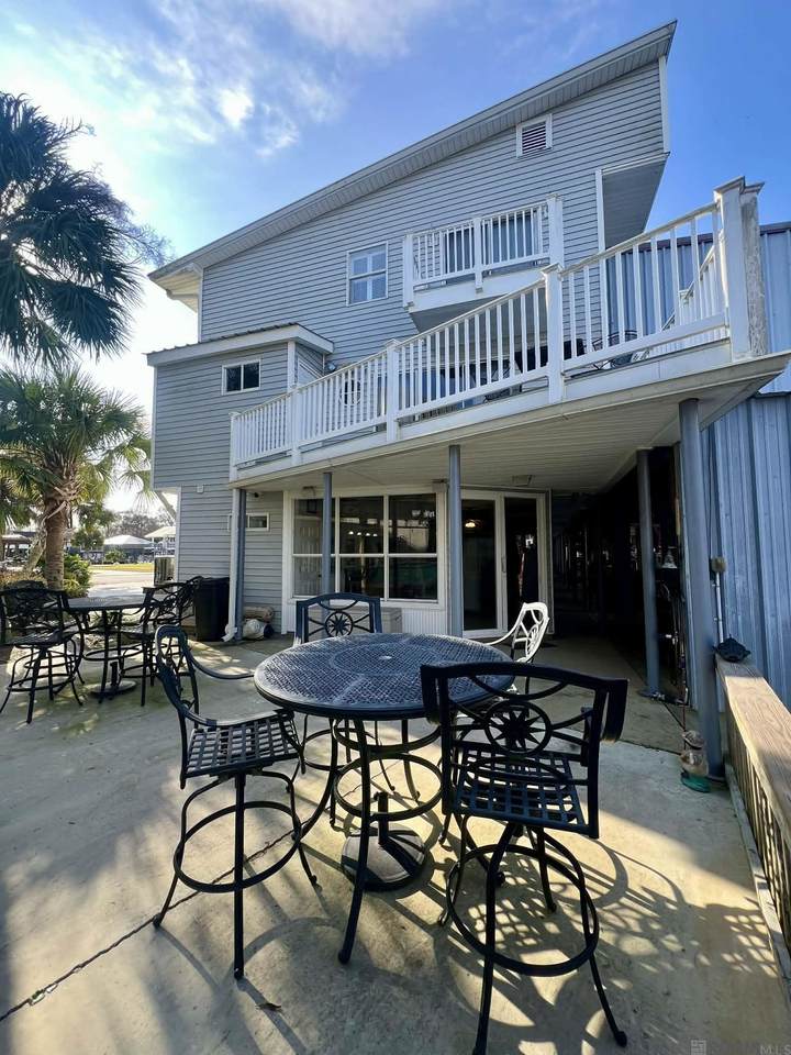 32875 Rivergate Cir - Photo 1