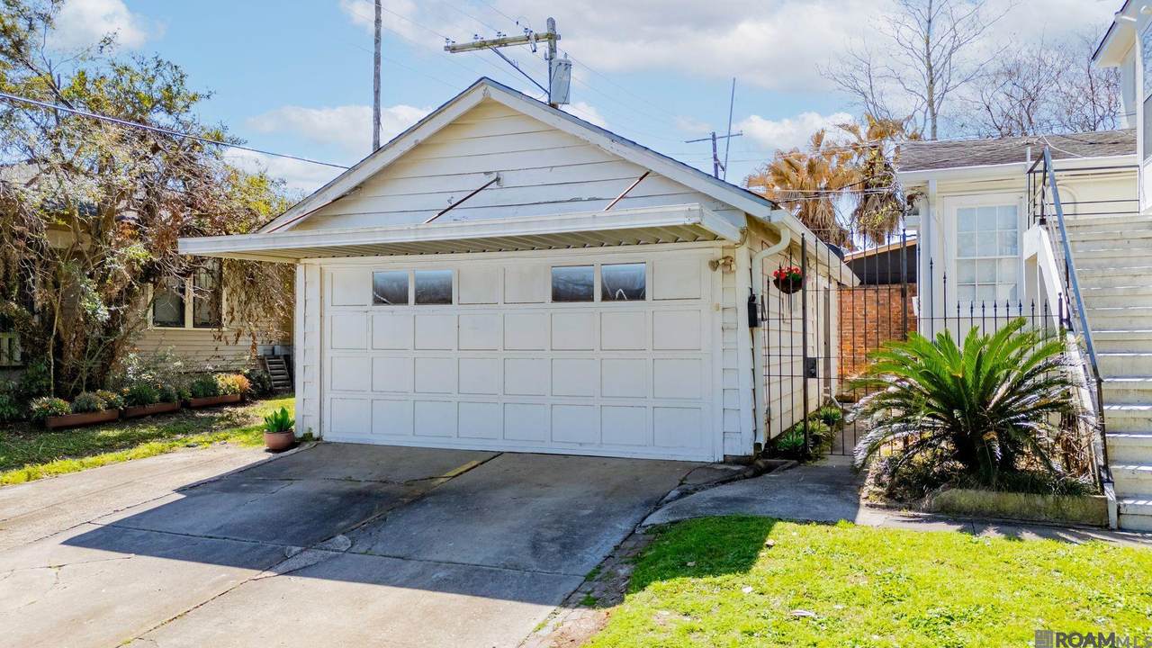 2102 Olive St - Photo 1