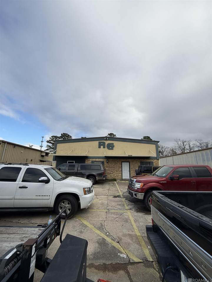 13521 Choctaw Dr - Photo 1