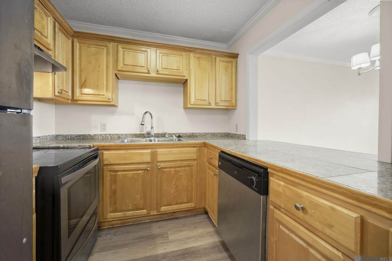 4735 Government St - Photo 1