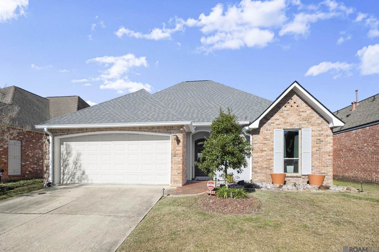 10837 Woodleaf Ave - Photo 1