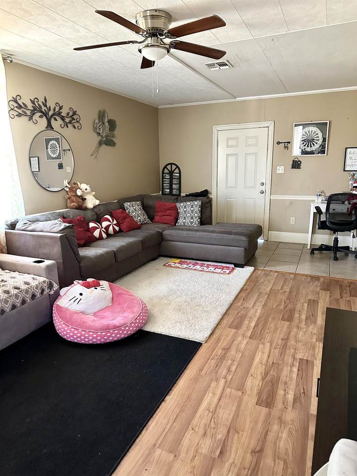 https://bt-photos.global.ssl.fastly.net/batonrouge/1280_boomver_1_2026001888-2.jpg