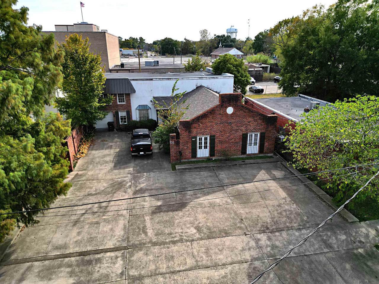 1750 Laurel St - Photo 1