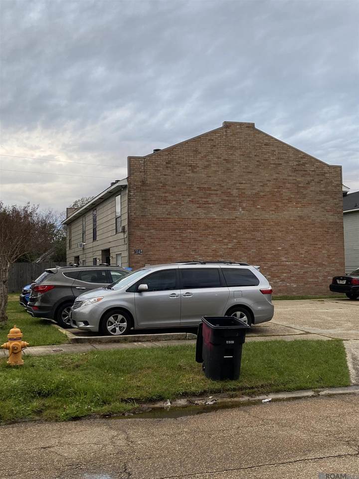 1941 Southpointe Dr - Photo 1