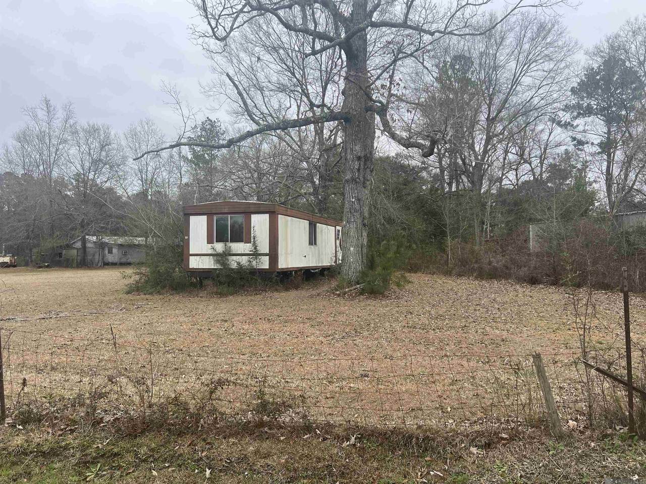 https://bt-photos.global.ssl.fastly.net/batonrouge/1280_boomver_1_2026003029-2.jpg