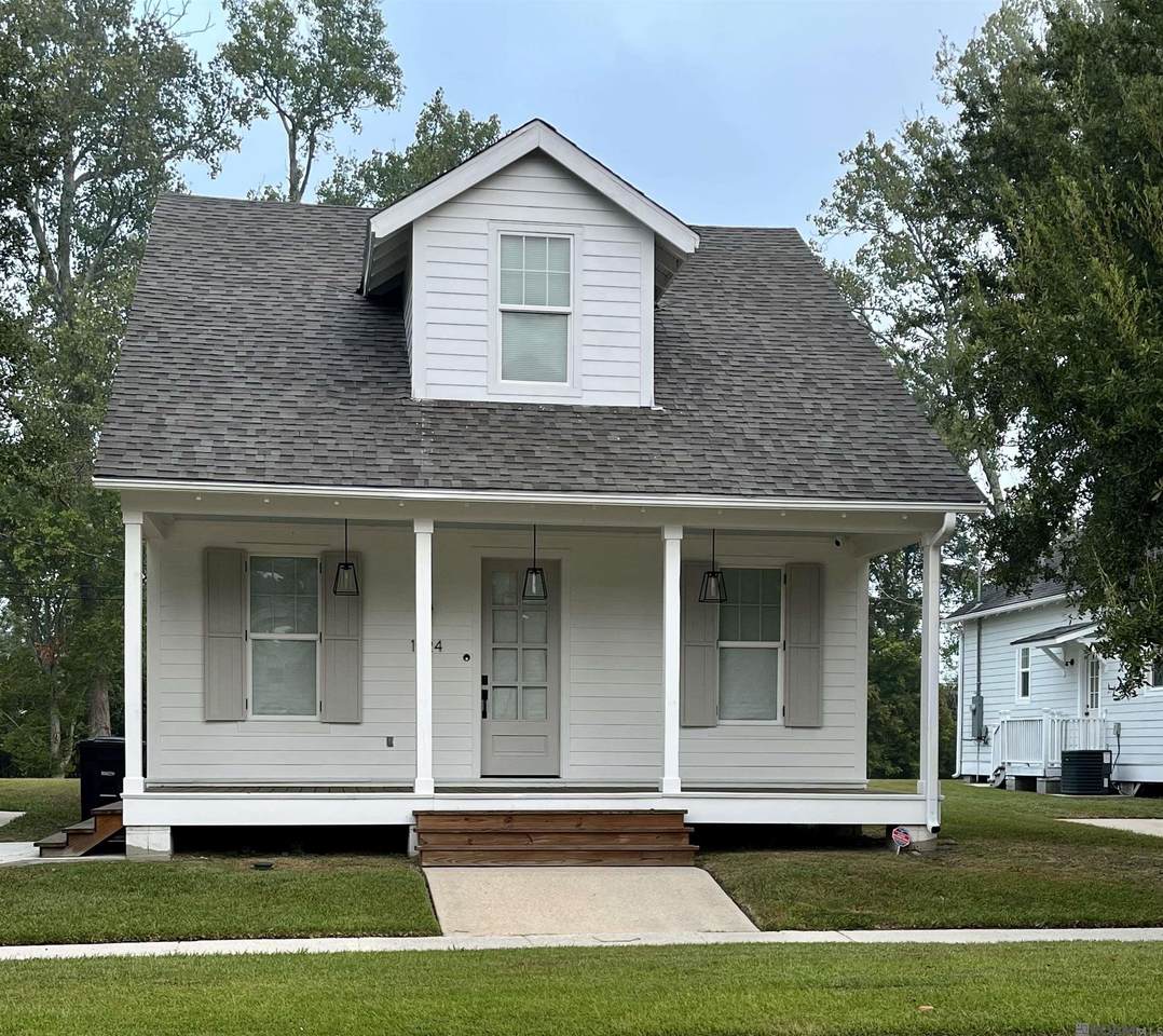 1924 Elvin Dr - Photo 1