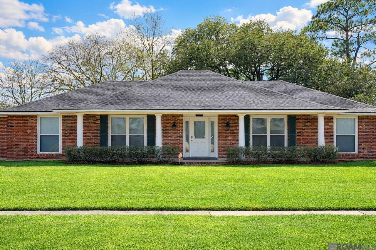 12360 Warwick Ave - Photo 1