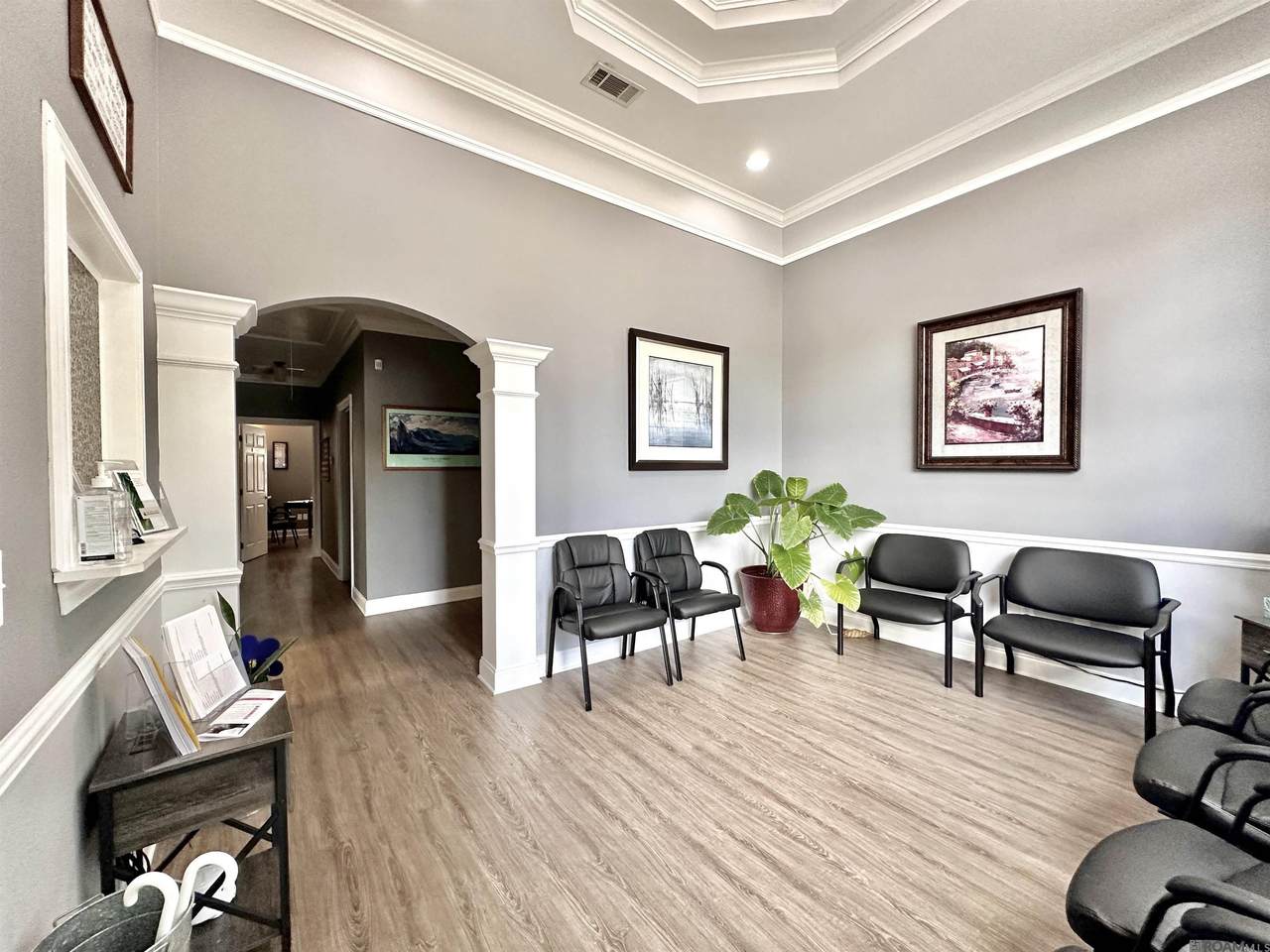 9270 Siegen Ln - Photo 1