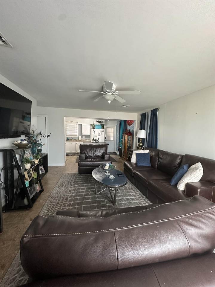https://bt-photos.global.ssl.fastly.net/batonrouge/1280_boomver_1_2026004017-2.jpg